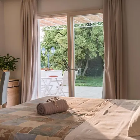 Tenuta Donnanna Agriturismo&glamping * Galatone